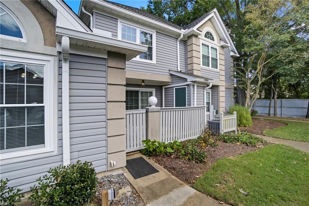 Photo of 617 Rue Marseille, Chesapeake, VA 23320 (MLS # 10604832)