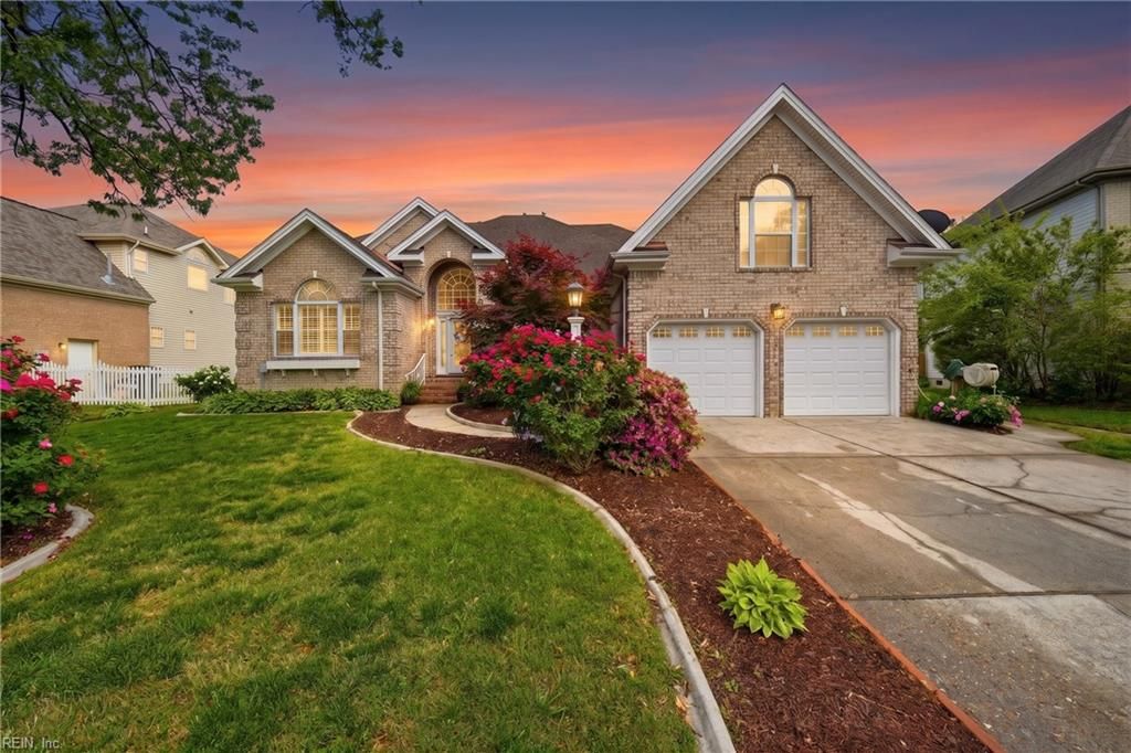 Photo of 2104 Flowerdew Court, Virginia Beach, VA 23454 (MLS # 10636731)
