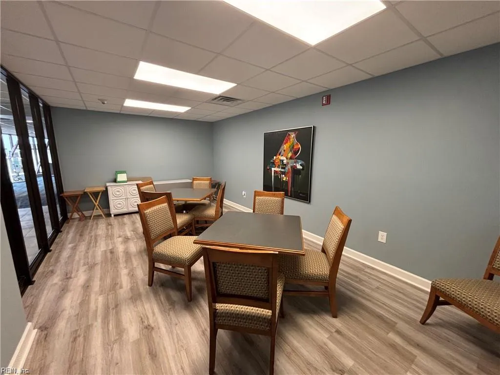 Virginia Beach, Virginia 23451, United States, 1 Bedroom Bedrooms, ,1 BathroomBathrooms,Residential,Active,217348