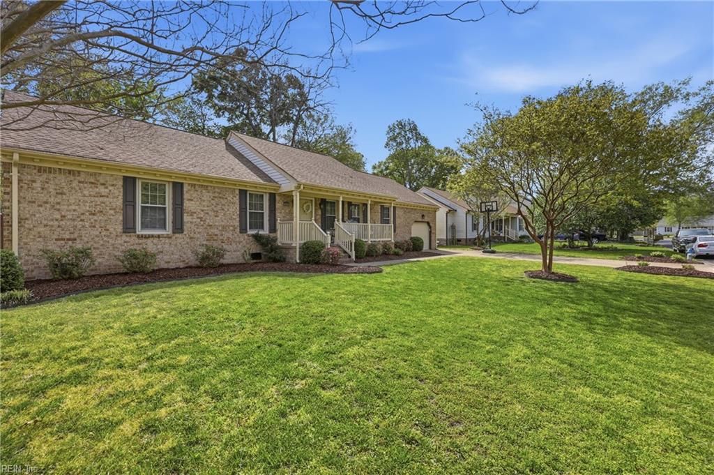 Photo of 608 Ravenstone Drive, Chesapeake, VA 23322 (MLS # 10630541)