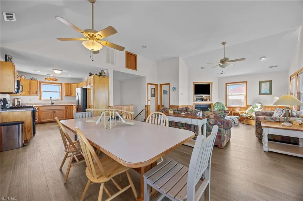 Kill Devil Hills, North Carolina 27948, United States, 4 Bedrooms Bedrooms, ,4 BathroomsBathrooms,Residential,Active,234482