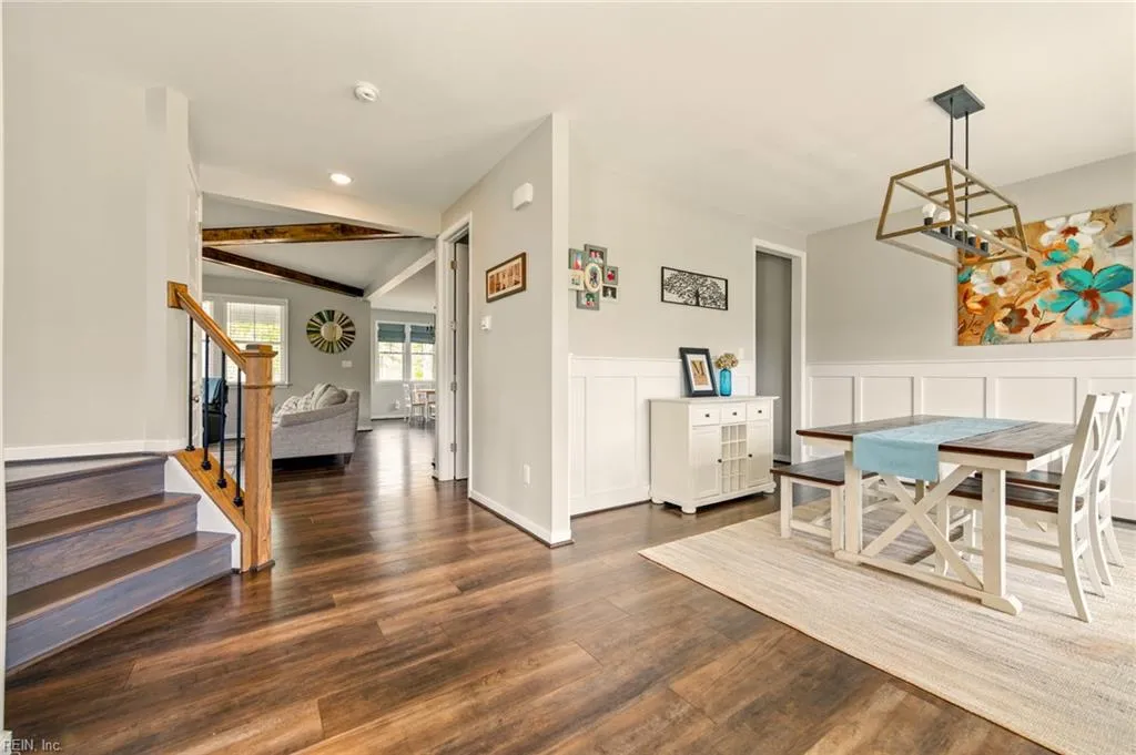 Midlothian, Virginia 23112, United States, 4 Bedrooms Bedrooms, ,3 BathroomsBathrooms,Residential,Active,95714