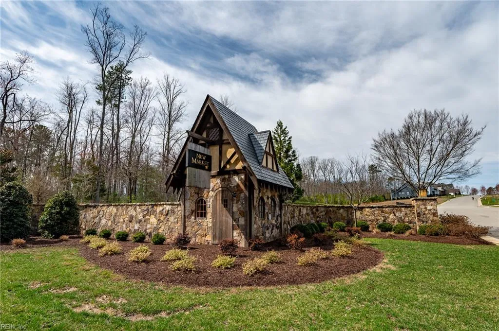 Midlothian, Virginia 23112, United States, 4 Bedrooms Bedrooms, ,3 BathroomsBathrooms,Residential,Active,95714