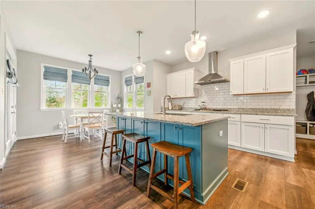 Midlothian, Virginia 23112, United States, 4 Bedrooms Bedrooms, ,3 BathroomsBathrooms,Residential,Active,95714