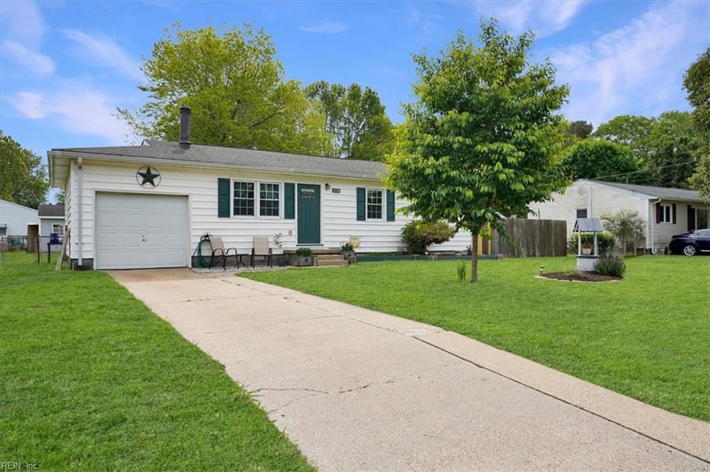 Photo of 110 Lydia Ave AVE, Norfolk, VA 23502 (MLS # 10634163)