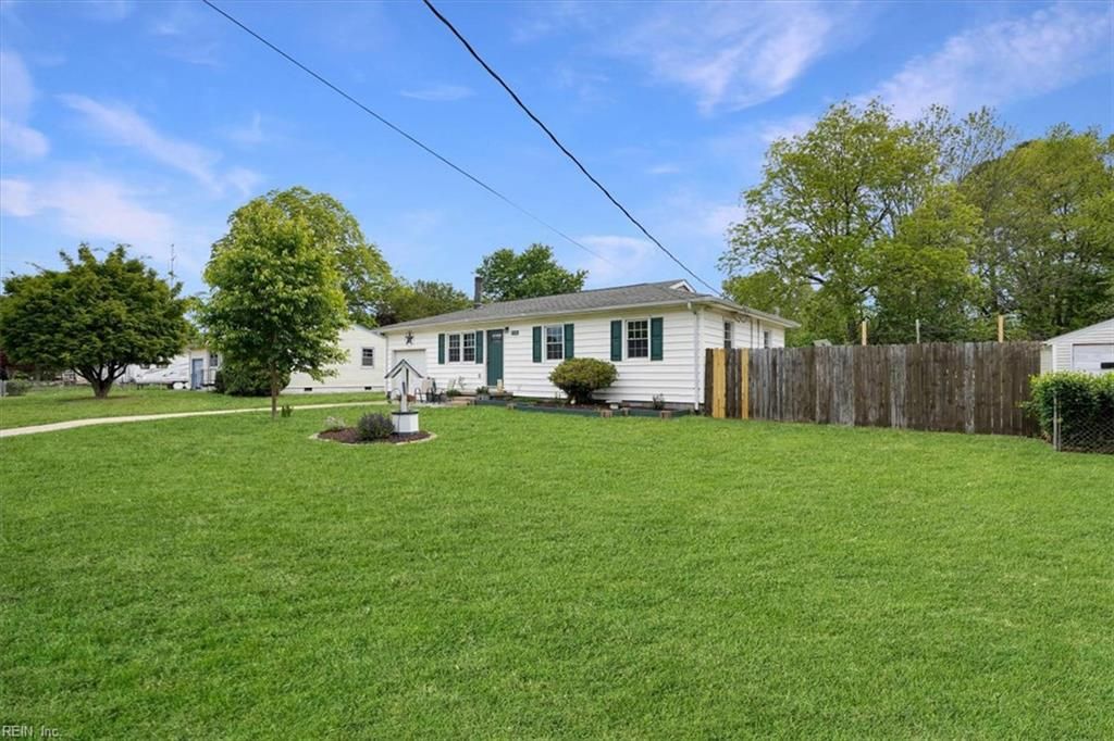 Photo of 110 Lydia Ave AVE, Norfolk, VA 23502 (MLS # 10634163)
