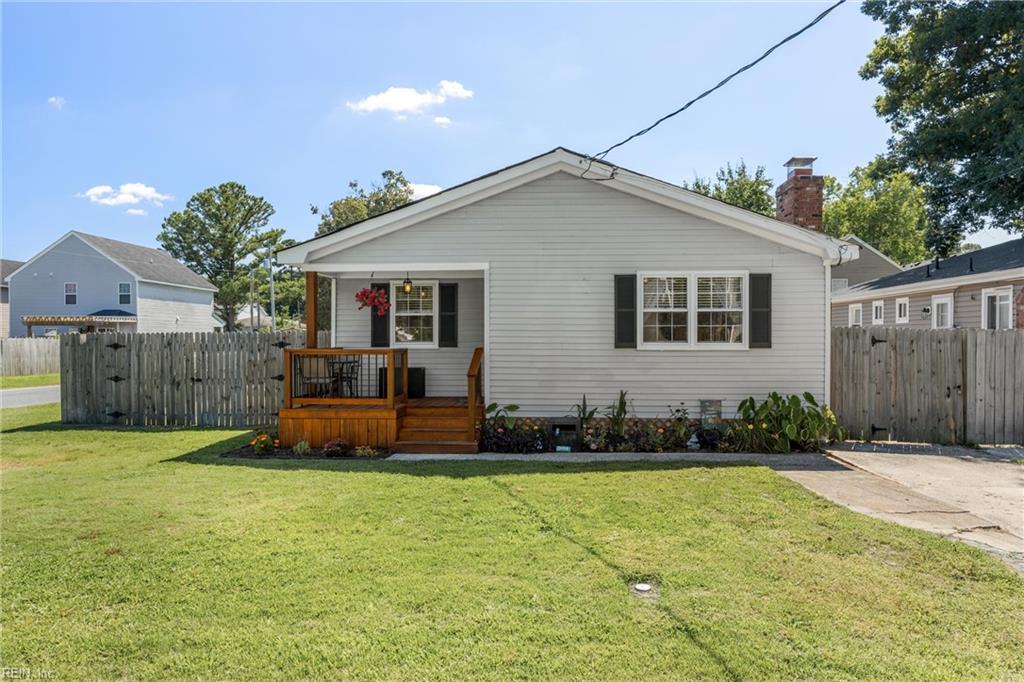 Photo of 1941 Lockard Avenue, Chesapeake, VA 23320 (MLS # 10644430)