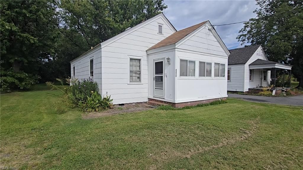 Photo of 4210 Bainbridge Boulevard, Chesapeake, VA 23324 (MLS # 10618278)