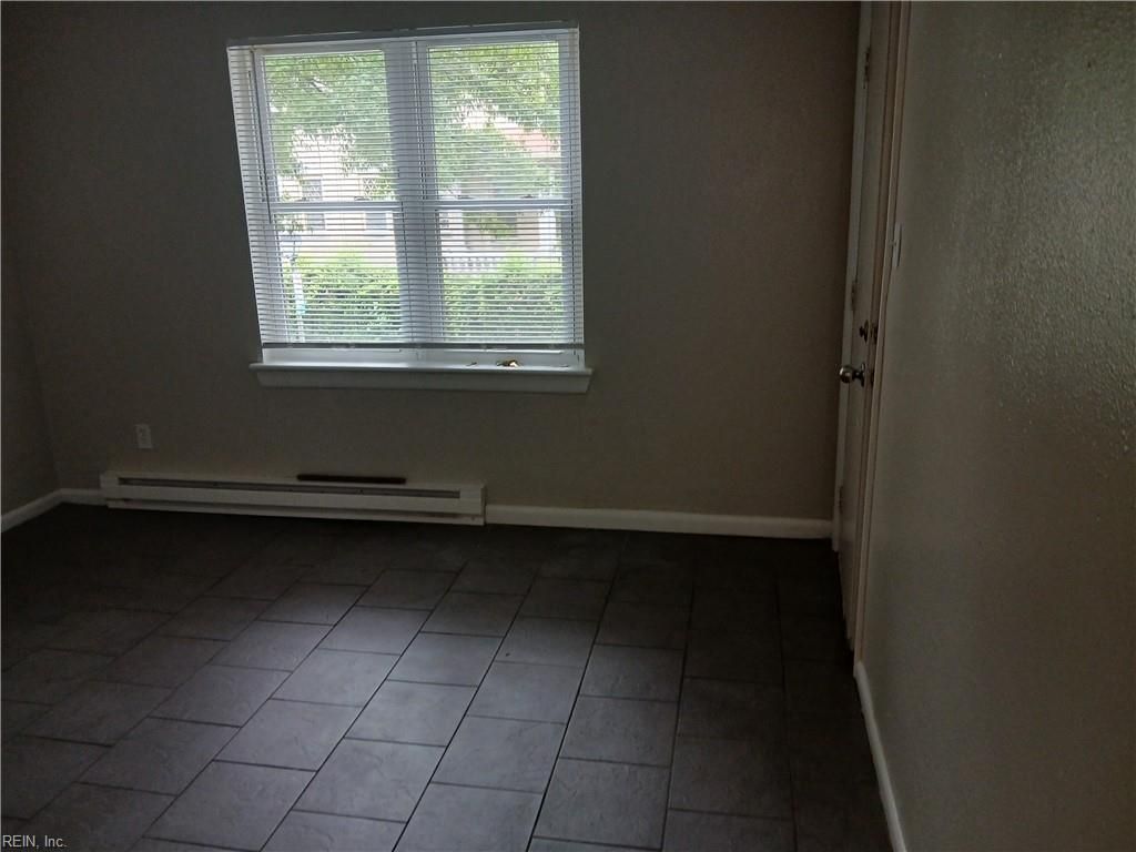 Photo of 603 Raleigh Avenue #4, Norfolk, VA 23507 (MLS # 10636554)