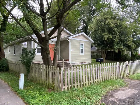 MLS: 10585042