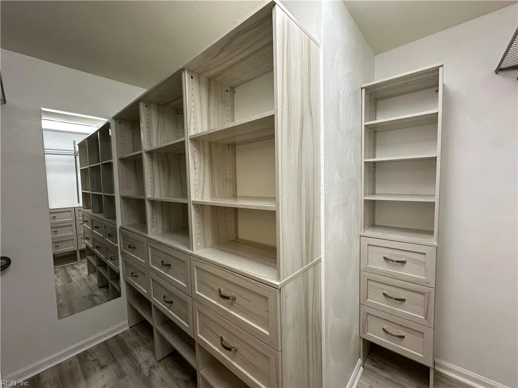 Chesapeake, Virginia 23322, United States, 4 Bedrooms Bedrooms, ,3 BathroomsBathrooms,Residential,Pending,199703