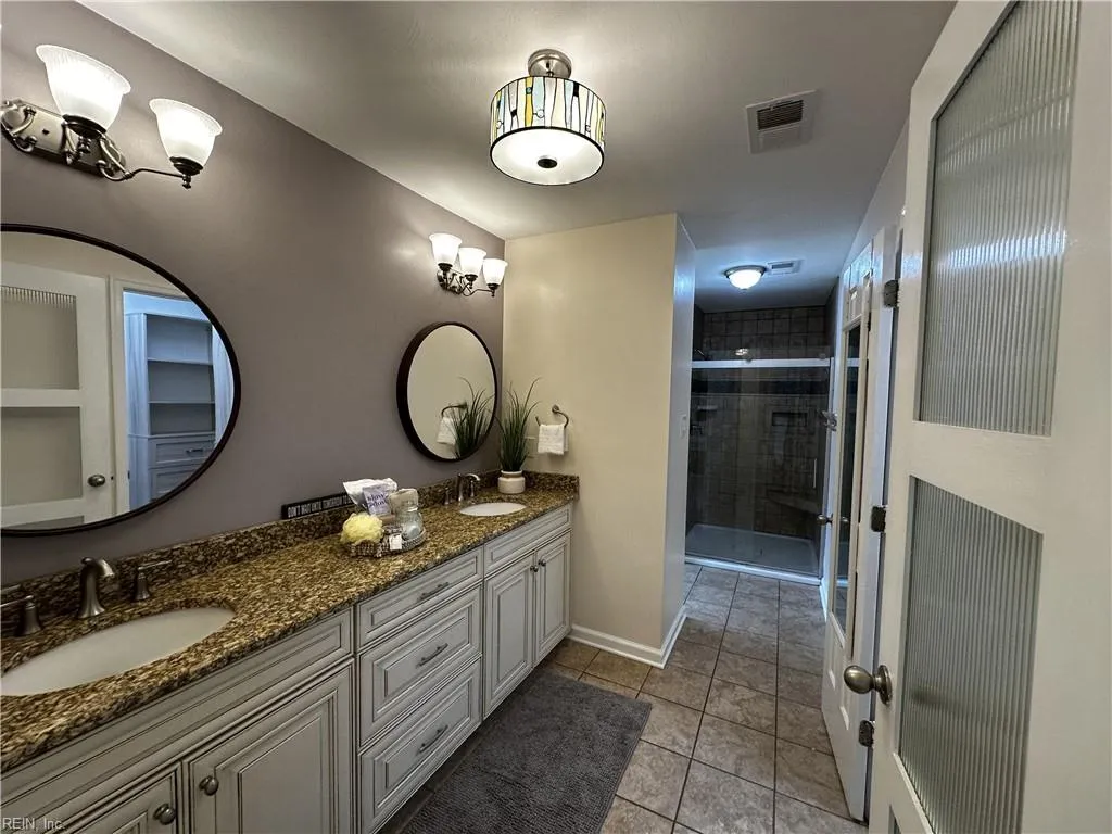 Chesapeake, Virginia 23322, United States, 4 Bedrooms Bedrooms, ,3 BathroomsBathrooms,Residential,Pending,199703