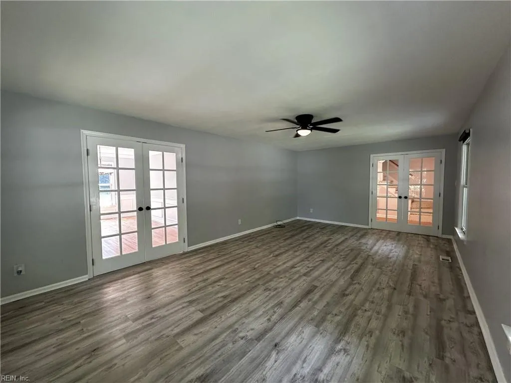 Chesapeake, Virginia 23322, United States, 4 Bedrooms Bedrooms, ,3 BathroomsBathrooms,Residential,Pending,199703