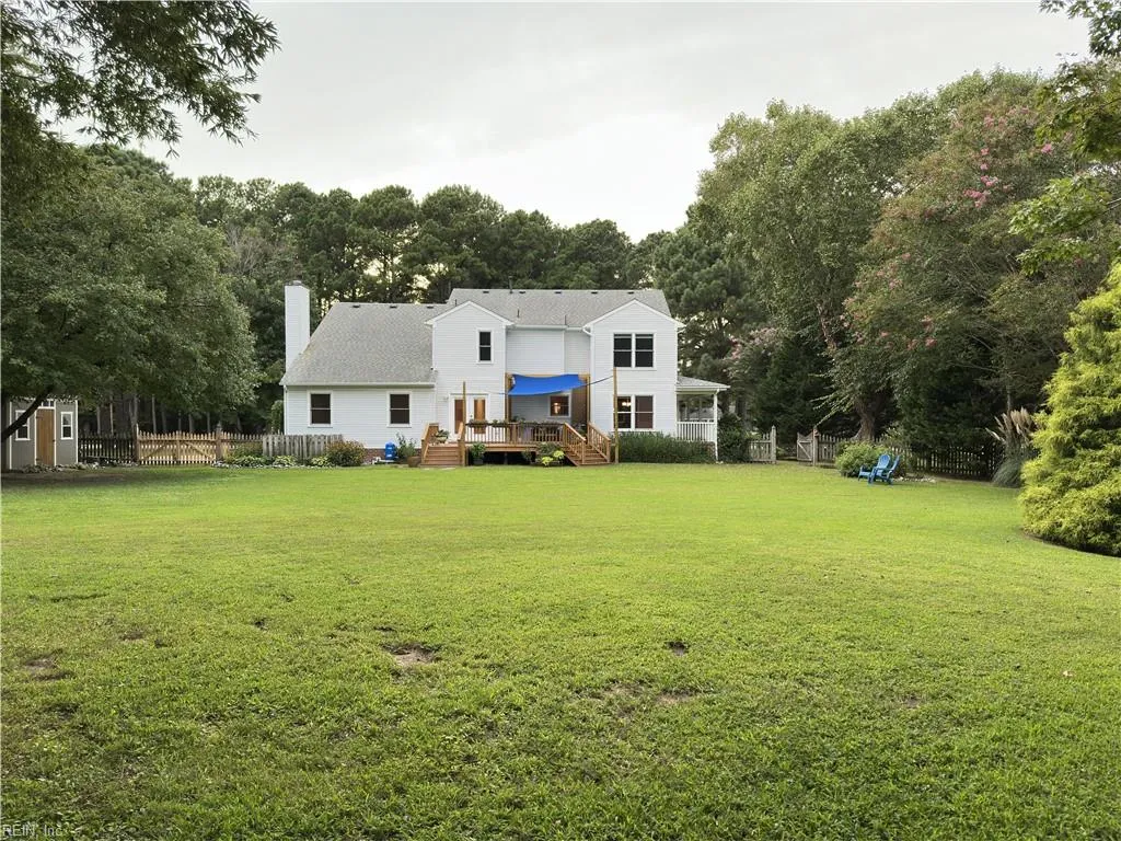 Chesapeake, Virginia 23322, United States, 4 Bedrooms Bedrooms, ,3 BathroomsBathrooms,Residential,Pending,199703