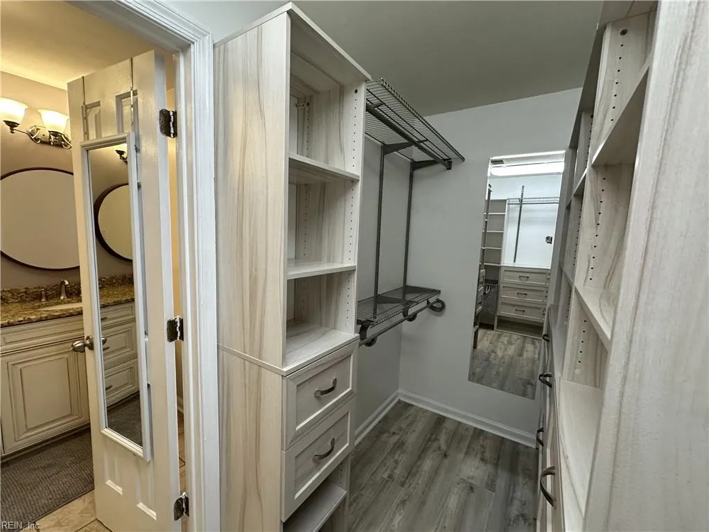 Chesapeake, Virginia 23322, United States, 4 Bedrooms Bedrooms, ,3 BathroomsBathrooms,Residential,Pending,199703