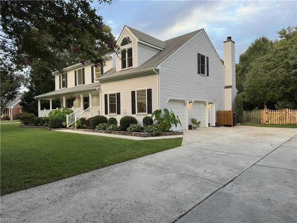 Chesapeake, Virginia 23322, United States, 4 Bedrooms Bedrooms, ,3 BathroomsBathrooms,Residential,Pending,199703