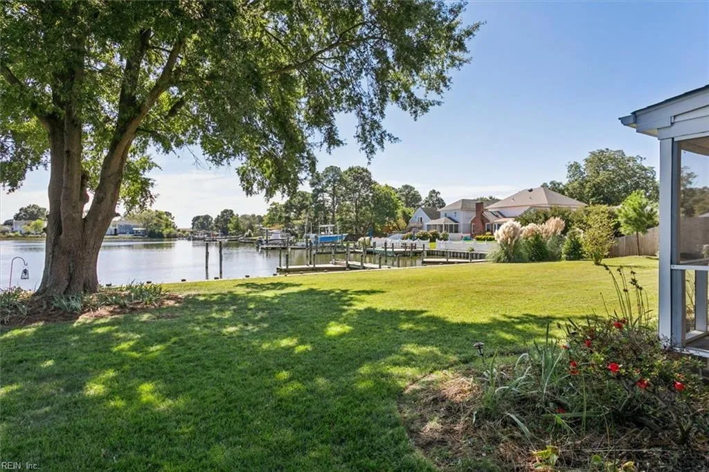 Poquoson, Virginia 23662, United States, 5 Bedrooms Bedrooms, ,3 BathroomsBathrooms,Residential,Active,39431