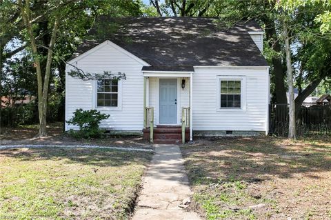 Photo of 4205 Nautilus Ave Avenue, Chesapeake, VA 23325 (MLS # 10642460)