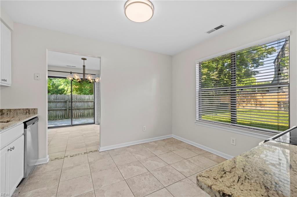 1615 Colonnade CRES