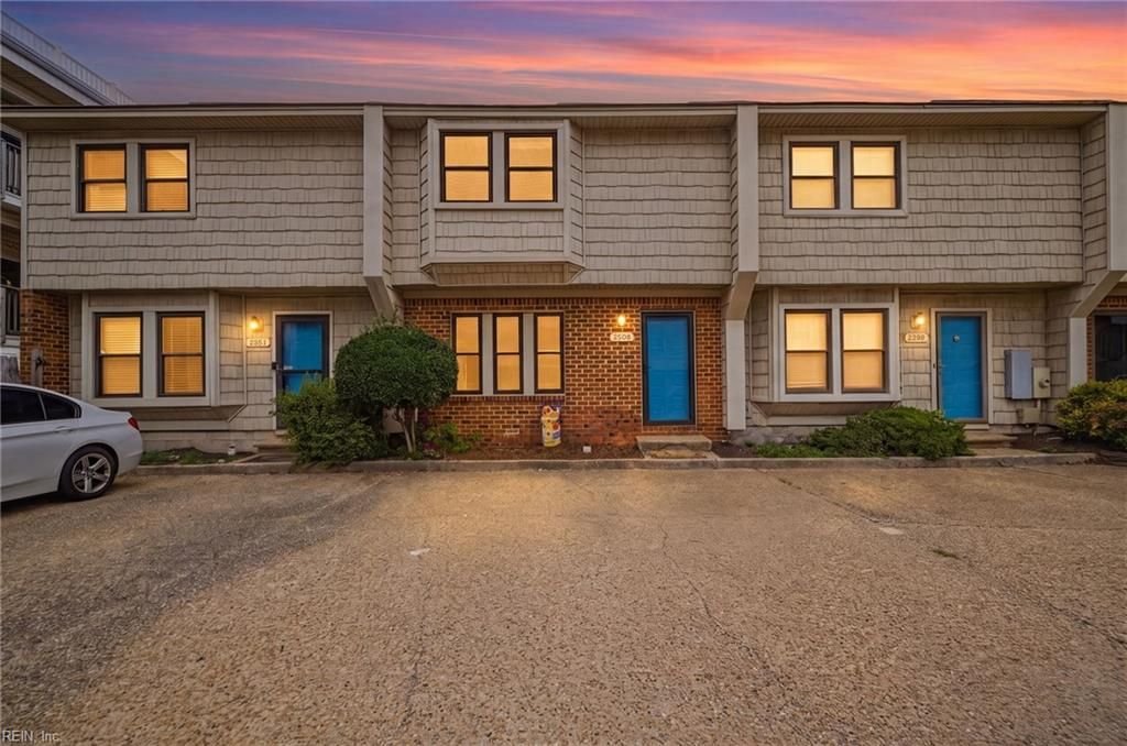 Photo of 2303 Breakers Court, Virginia Beach, VA 23451 (MLS # 10645299)