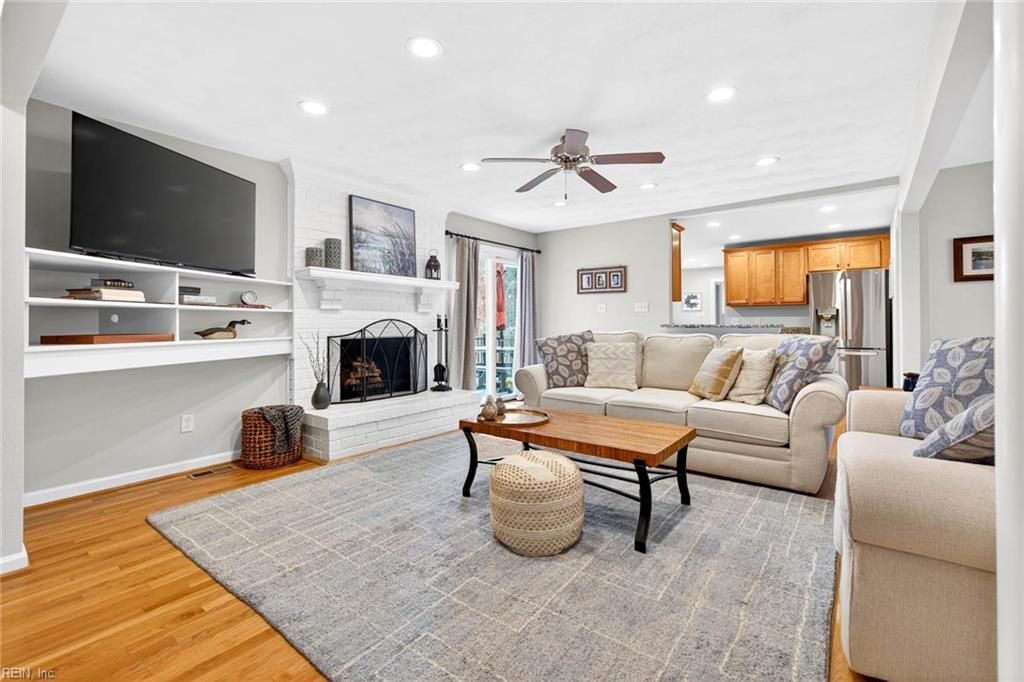 Photo of 557 Longleaf Road, Virginia Beach, VA 23454 (MLS # 10621456)