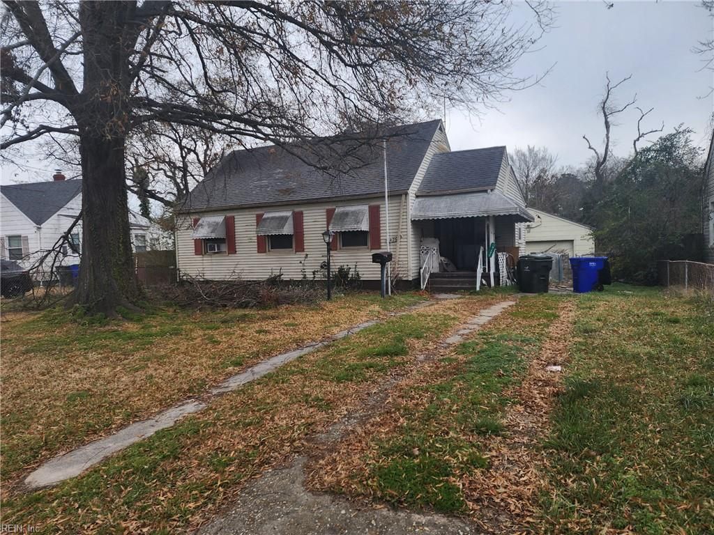 Photo of 3476 E Bonner Drive, Norfolk, VA 23513 (MLS # 10633926)
