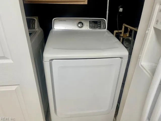 Virginia Beach, Virginia 23451, United States, 3 Bedrooms Bedrooms, ,2 BathroomsBathrooms,Residential,Active,207240