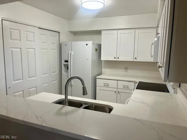 Virginia Beach, Virginia 23451, United States, 3 Bedrooms Bedrooms, ,2 BathroomsBathrooms,Residential,Active,207240