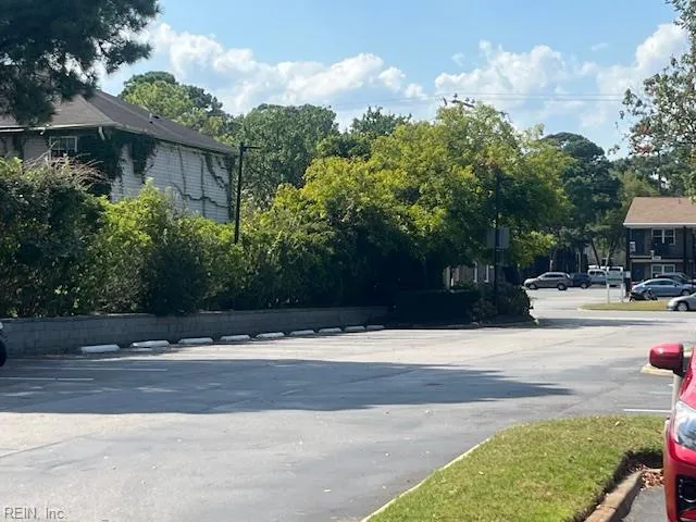 Virginia Beach, Virginia 23451, United States, 3 Bedrooms Bedrooms, ,2 BathroomsBathrooms,Residential,Active,207240