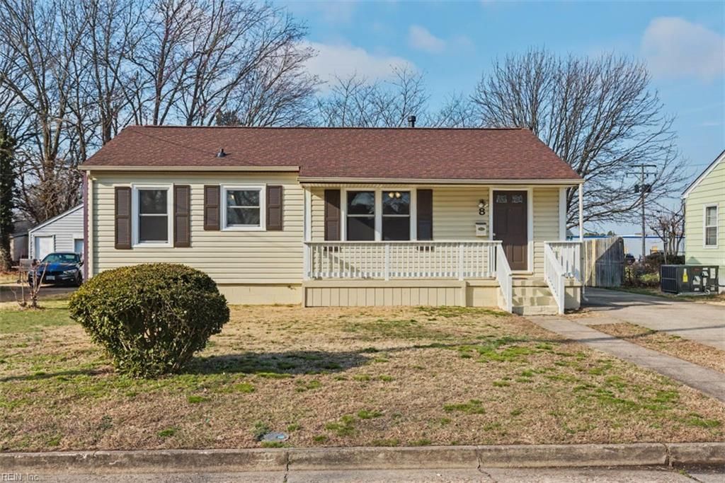 Photo of 8 Tallwood Drive, Hampton, VA 23666 (MLS # 10624368)