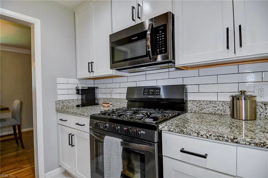 Virginia Beach, Virginia 23452, United States, 3 Bedrooms Bedrooms, ,2 BathroomsBathrooms,Residential,Pending,119029