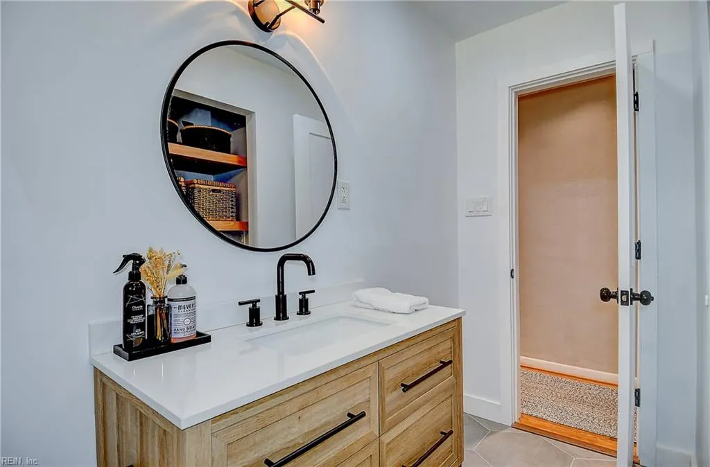 Virginia Beach, Virginia 23452, United States, 3 Bedrooms Bedrooms, ,2 BathroomsBathrooms,Residential,Pending,119029