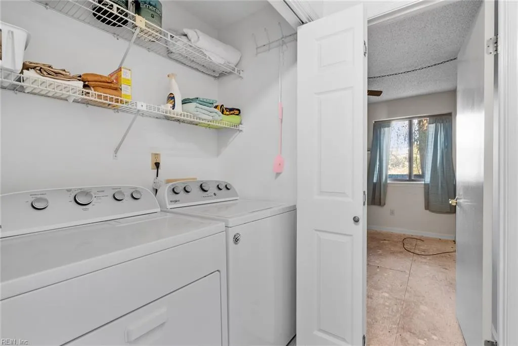 Virginia Beach, Virginia 23451, United States, 2 Bedrooms Bedrooms, ,2 BathroomsBathrooms,Residential,Active,79979