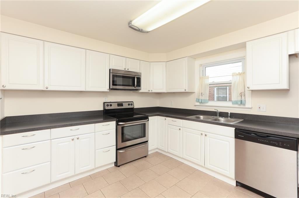 Photo of 7812 Restmere Road, Norfolk, VA 23505 (MLS # 10655482)