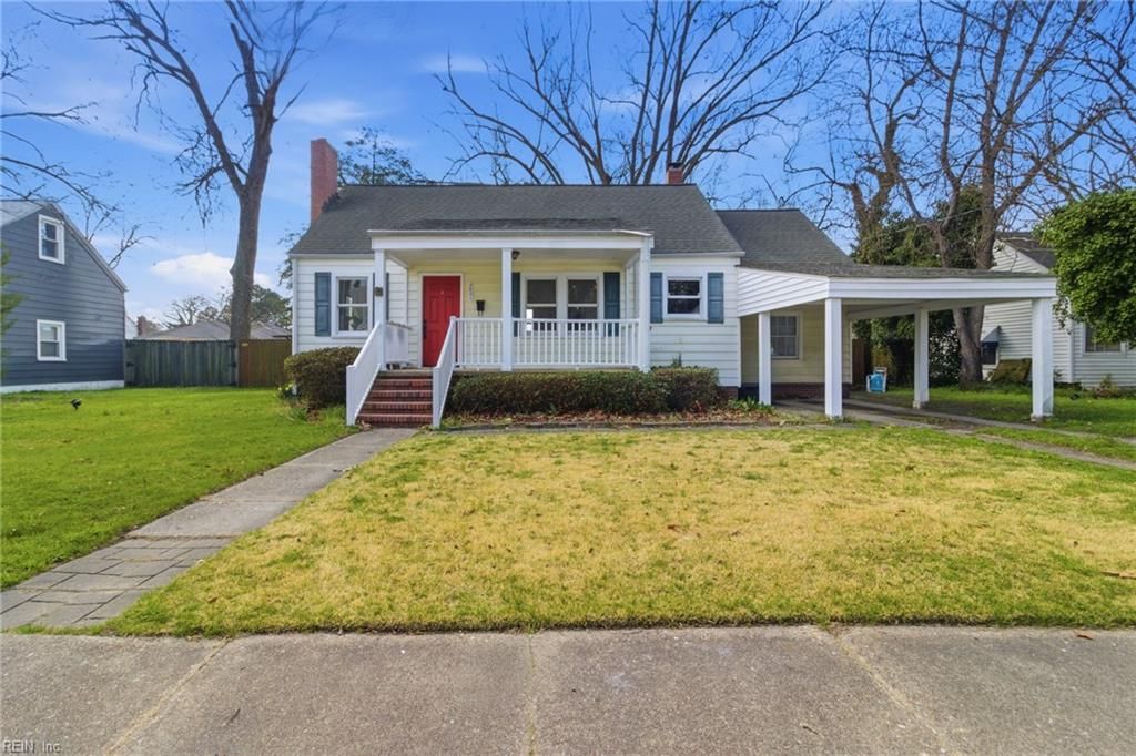 Photo of 3821 Lenoir Circle, Norfolk, VA 23513 (MLS # 10624451)