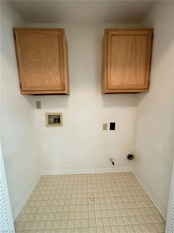 Chesapeake, Virginia 23320, United States, 3 Bedrooms Bedrooms, ,3 BathroomsBathrooms,Residential,Active,157092