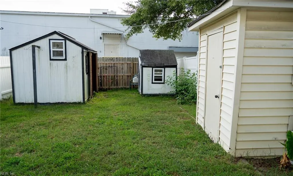 Portsmouth, Virginia 23701, United States, 3 Bedrooms Bedrooms, ,3 BathroomsBathrooms,Residential,Active,195437