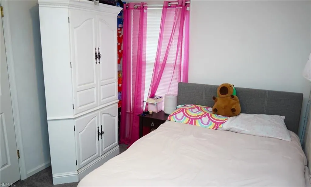 Portsmouth, Virginia 23701, United States, 3 Bedrooms Bedrooms, ,3 BathroomsBathrooms,Residential,Active,195437