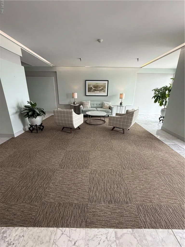 Norfolk, Virginia 23510, United States, 2 Bedrooms Bedrooms, ,3 BathroomsBathrooms,Residential,Active,189369