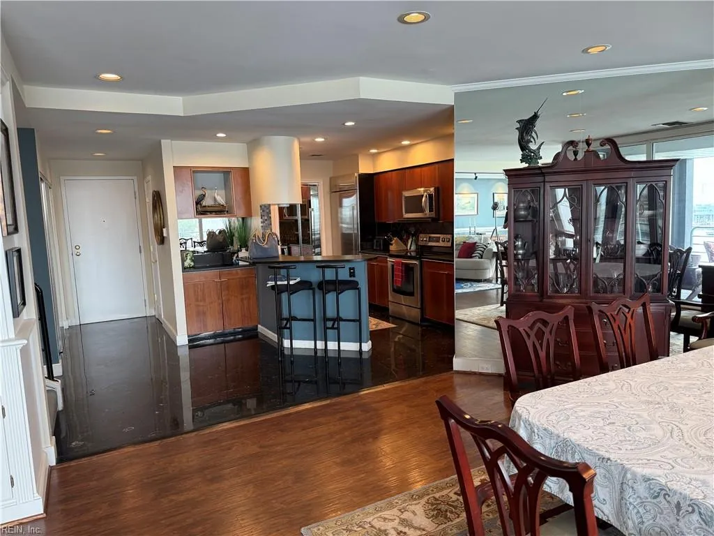 Norfolk, Virginia 23510, United States, 2 Bedrooms Bedrooms, ,3 BathroomsBathrooms,Residential,Active,189369