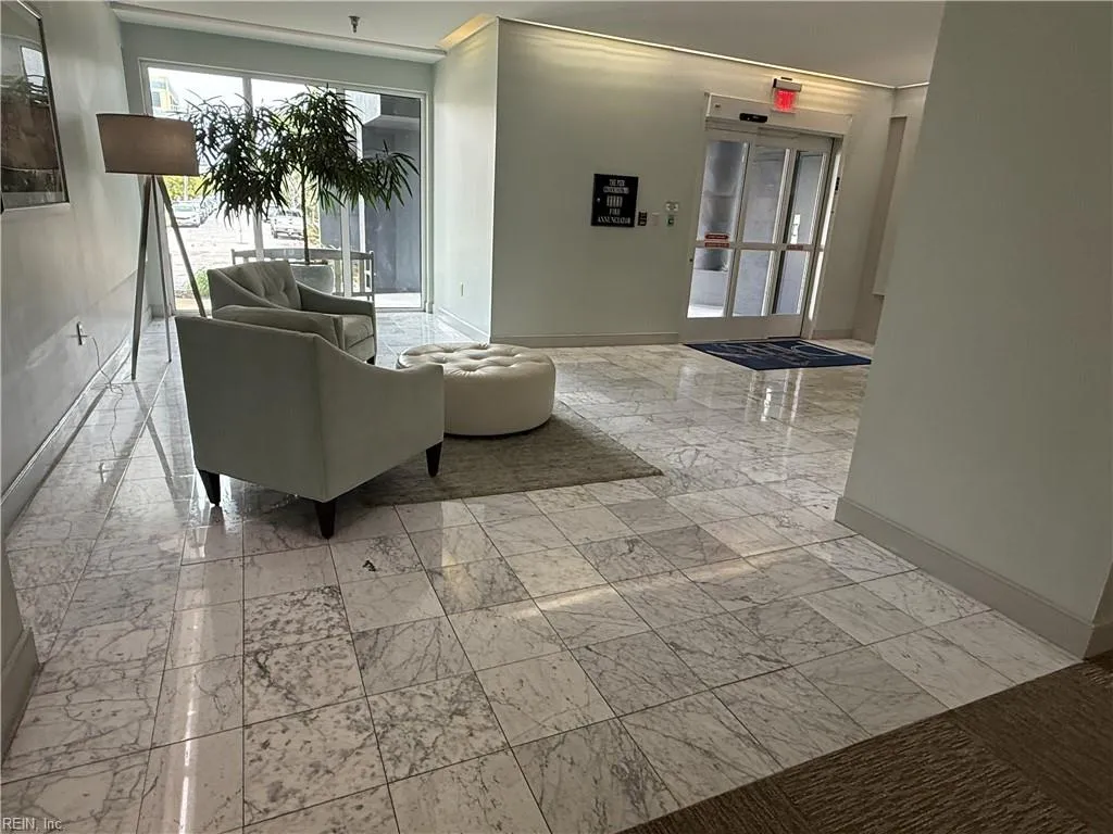 Norfolk, Virginia 23510, United States, 2 Bedrooms Bedrooms, ,3 BathroomsBathrooms,Residential,Active,189369