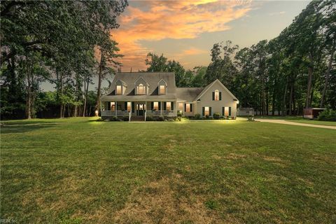 140 Higgins LN Hampton VA 23664