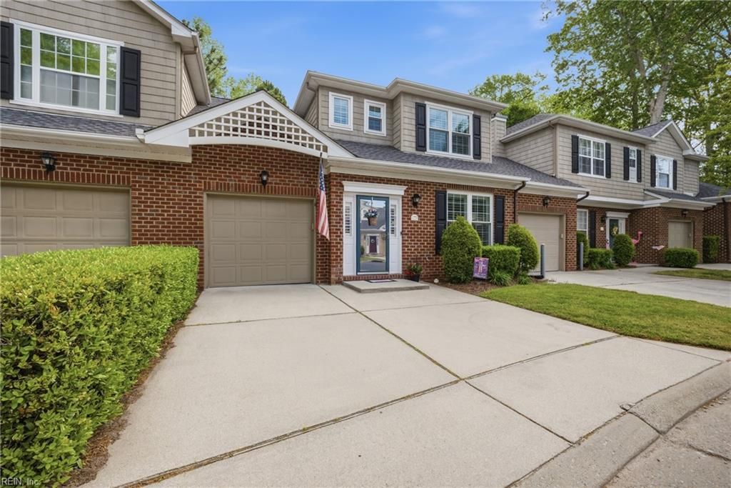 Photo of 1502 Longparish Way, Chesapeake, VA 23320 (MLS # 10630804)