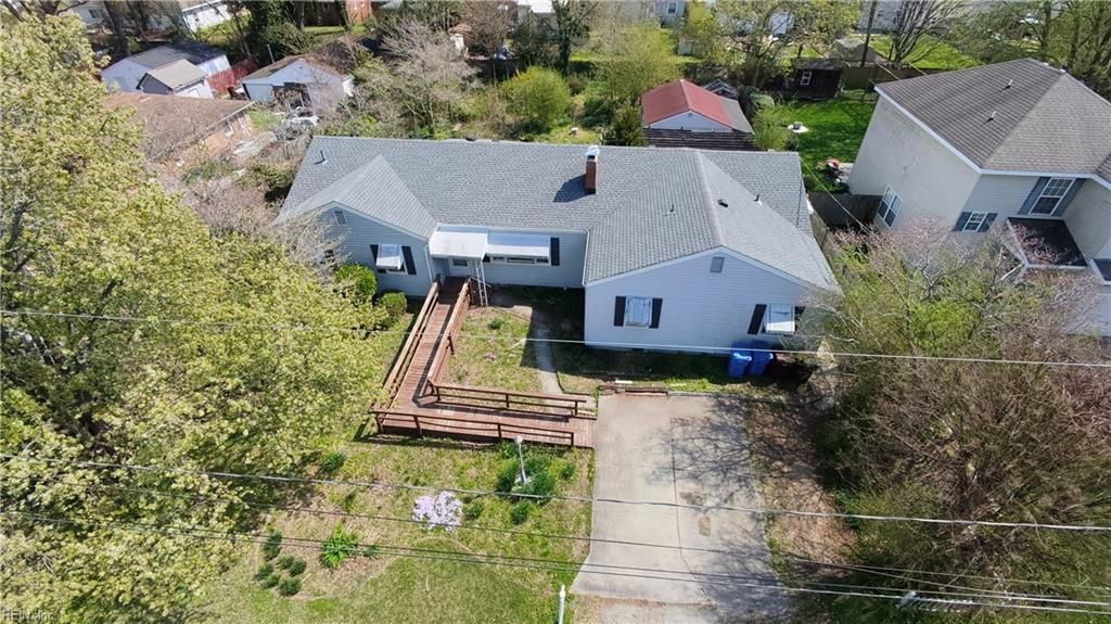 Photo of 1408 Elder Ave Avenue, Chesapeake, VA 23325 (MLS # 10634097)