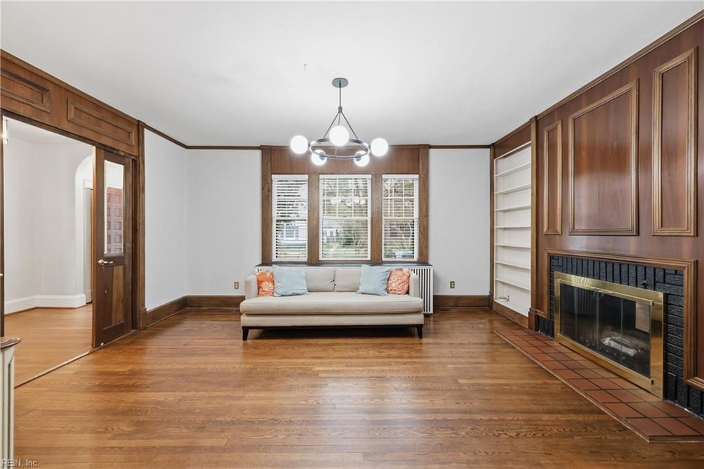 Photo of 1419 Armistead Bridge Road, Norfolk, VA 23507 (MLS # 10624627)