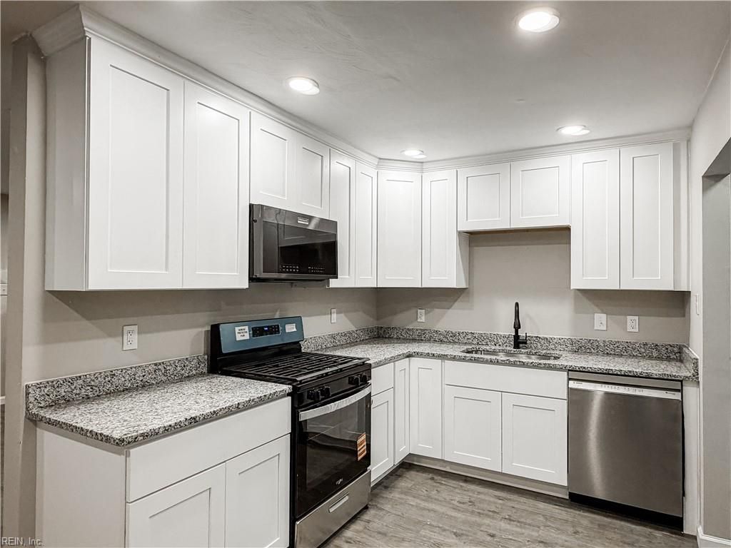 Photo of 833 Scott Street, Norfolk, VA 23502 (MLS # 10621031)