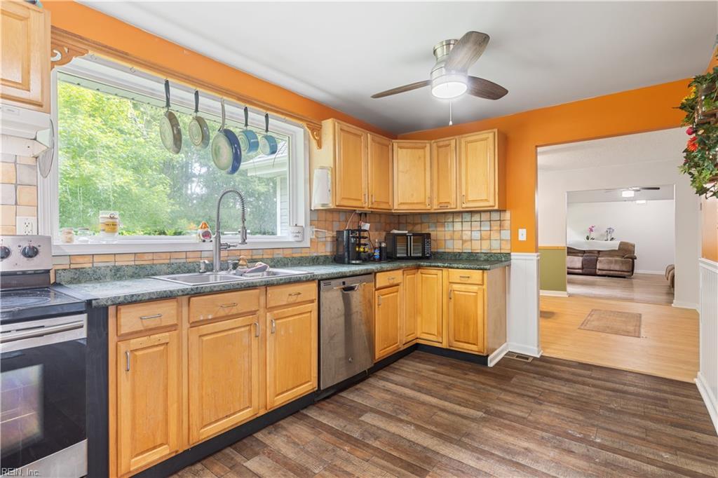 891 Bells Mill RD