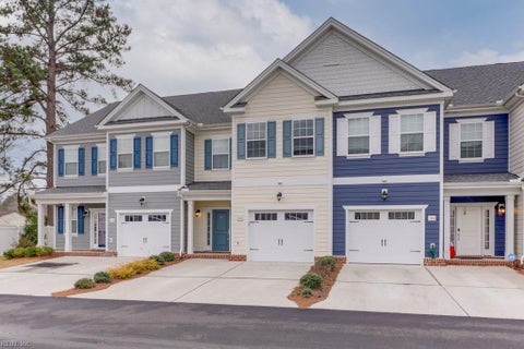 Photo of 2102 Kearny Street, Chesapeake, VA 23321 (MLS # 10653341)