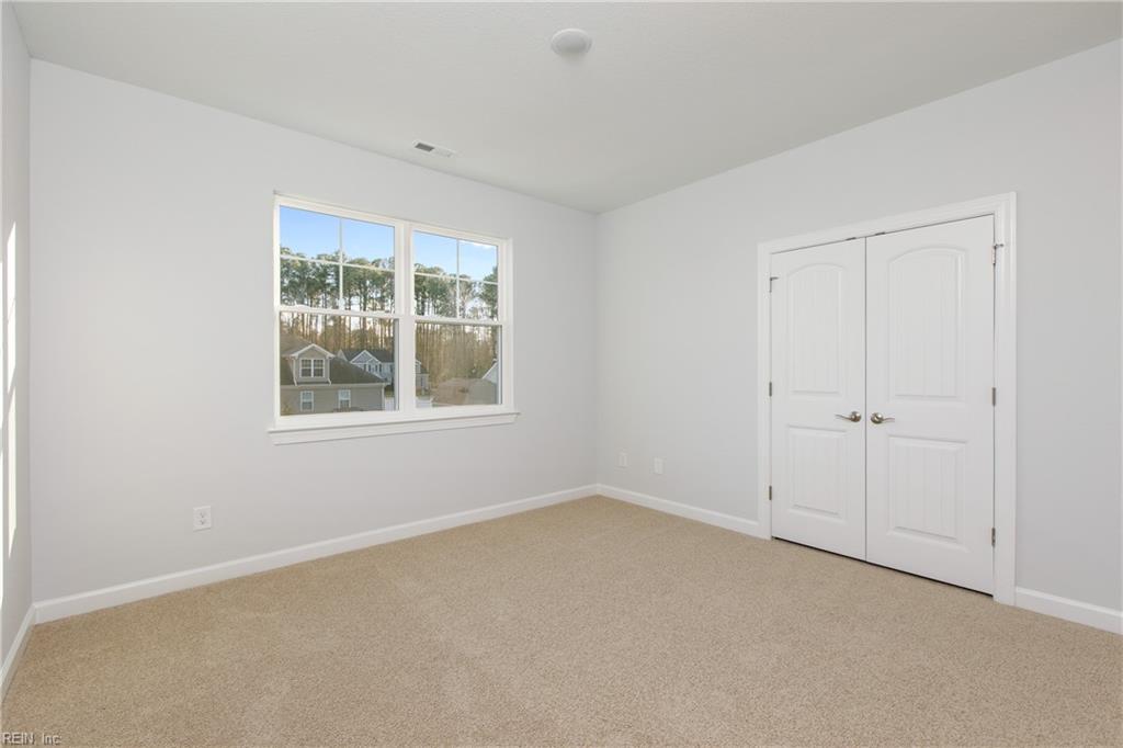 Chesapeake, Virginia 23322, United States, 5 Bedrooms Bedrooms, ,4 BathroomsBathrooms,Residential,Active,64725