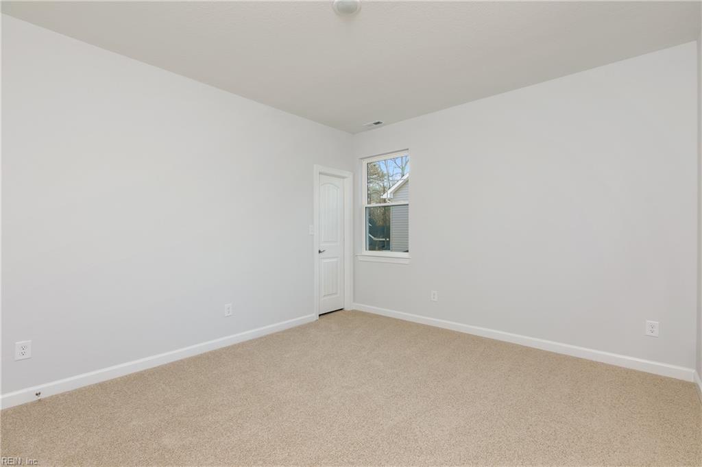 Chesapeake, Virginia 23322, United States, 5 Bedrooms Bedrooms, ,4 BathroomsBathrooms,Residential,Active,64725